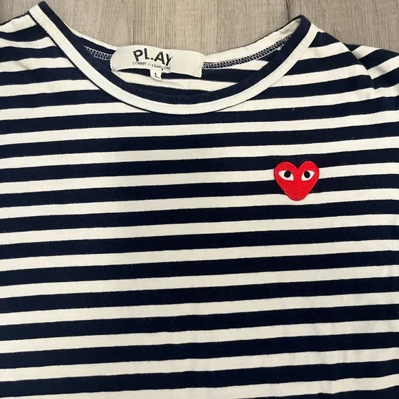 PLAY Comme des Garçons Navy White Striped T-shirt  red heart patch logo-L-EUC - Picture 2 of 10